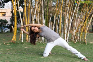 Mansi Gulati Facial Yoga