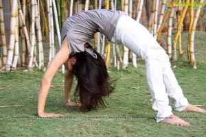 Mansi Gulati Facial Yoga