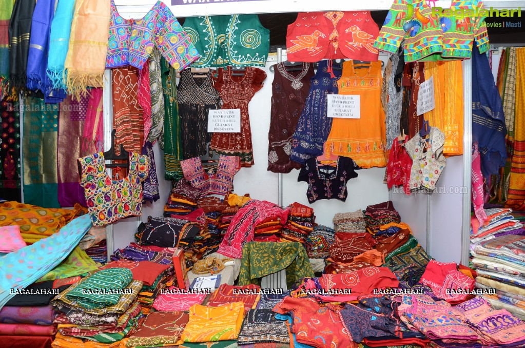 Mamatha Rahuth launches National Silk Expo at TTD, Hyderabad