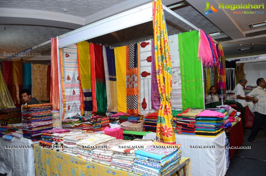 Mamatha Rahuth launches National Silk Expo at TTD, Hyderabad