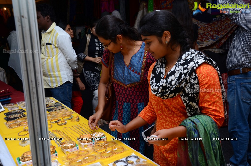 Mamatha Rahuth launches National Silk Expo at TTD, Hyderabad