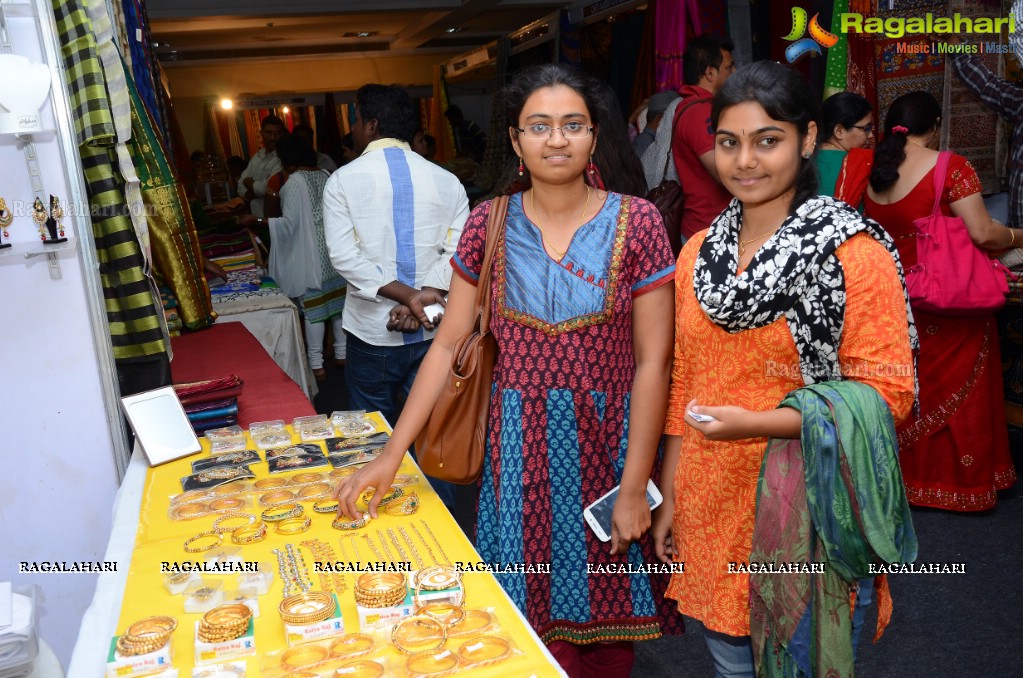 Mamatha Rahuth launches National Silk Expo at TTD, Hyderabad