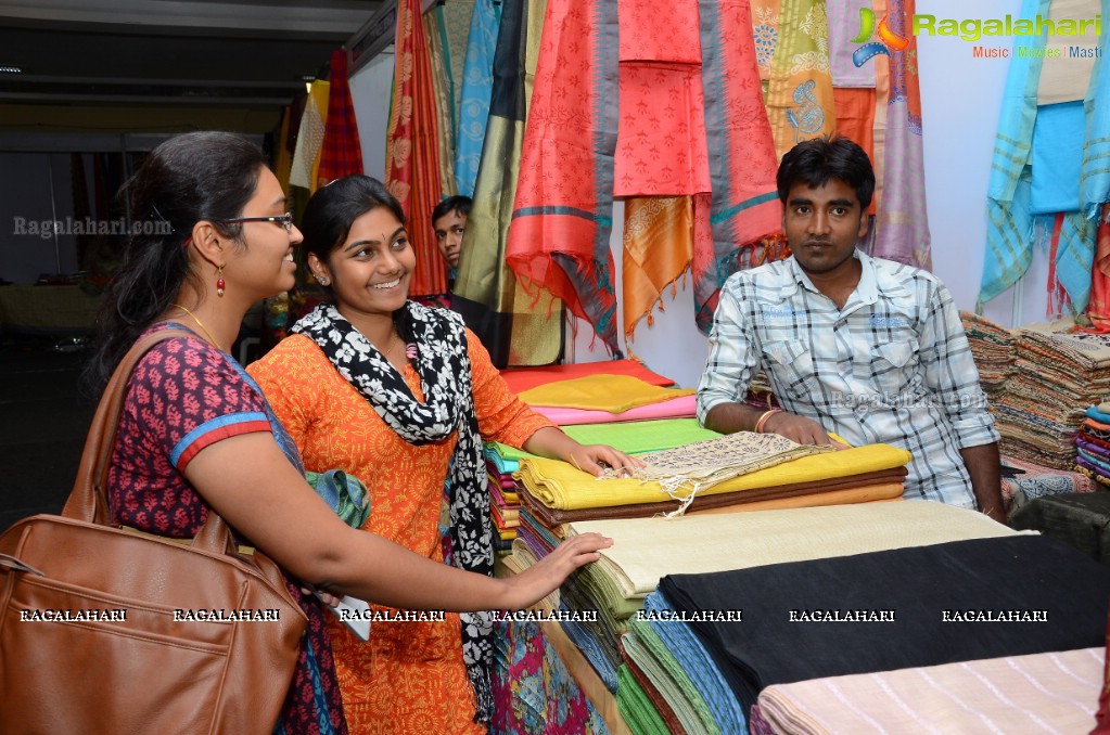 Mamatha Rahuth launches National Silk Expo at TTD, Hyderabad