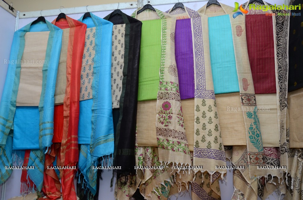 Mamatha Rahuth launches National Silk Expo at TTD, Hyderabad