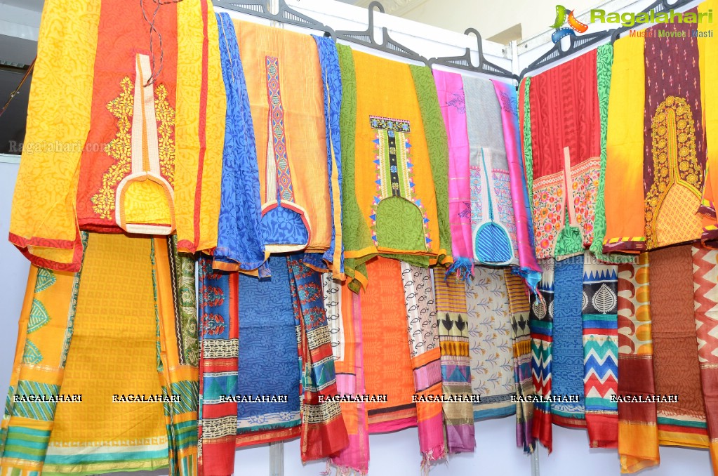 Mamatha Rahuth launches National Silk Expo at TTD, Hyderabad