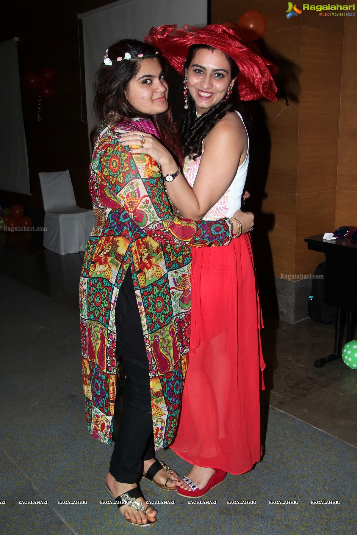 Partyholics Kitty Party by Nayan-Bhavyata Agarwal at Marigold