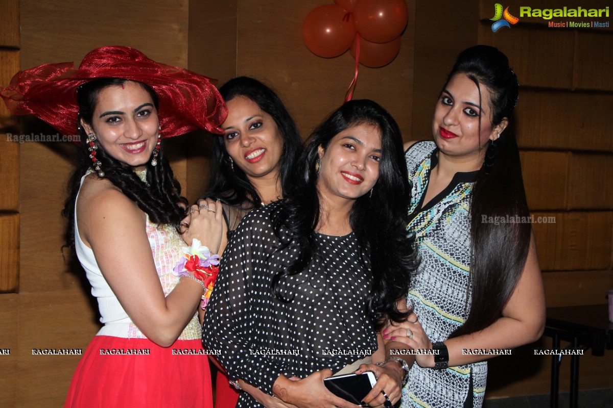 Partyholics Kitty Party by Nayan-Bhavyata Agarwal at Marigold