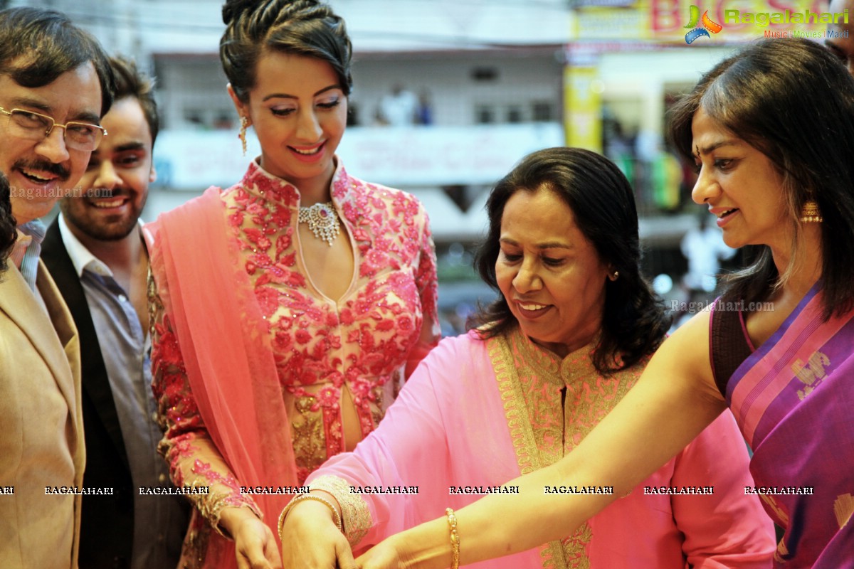 Sanjjanaa launches Neeru's - A 5 Floor Family Store in Vizag