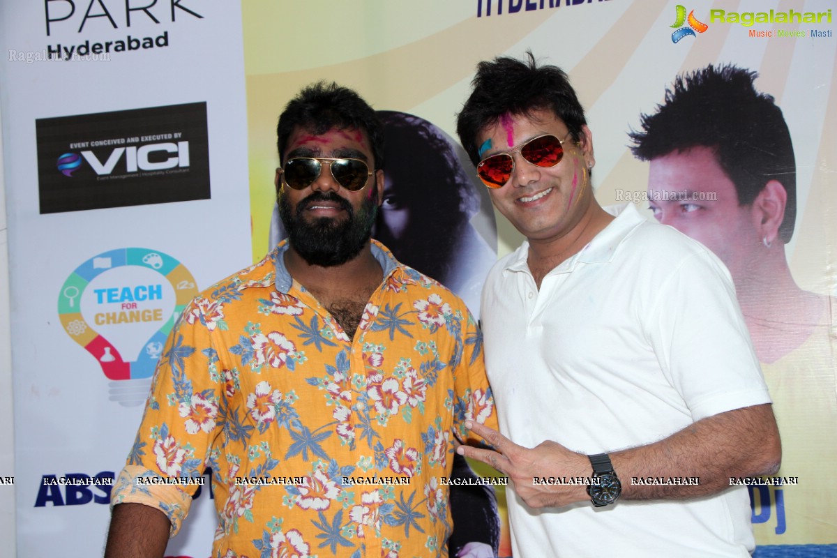 Pitars Holi Hyderabad 2015 Press Meet