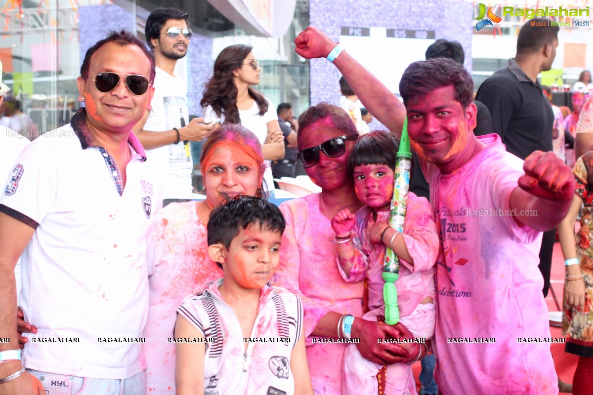 Pitars Holi Hyderabad 2015