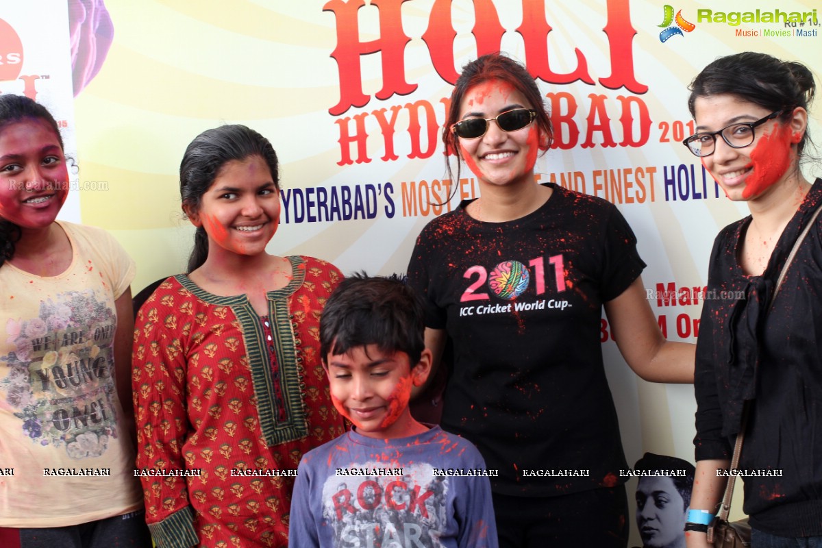 Pitars Holi Hyderabad 2015