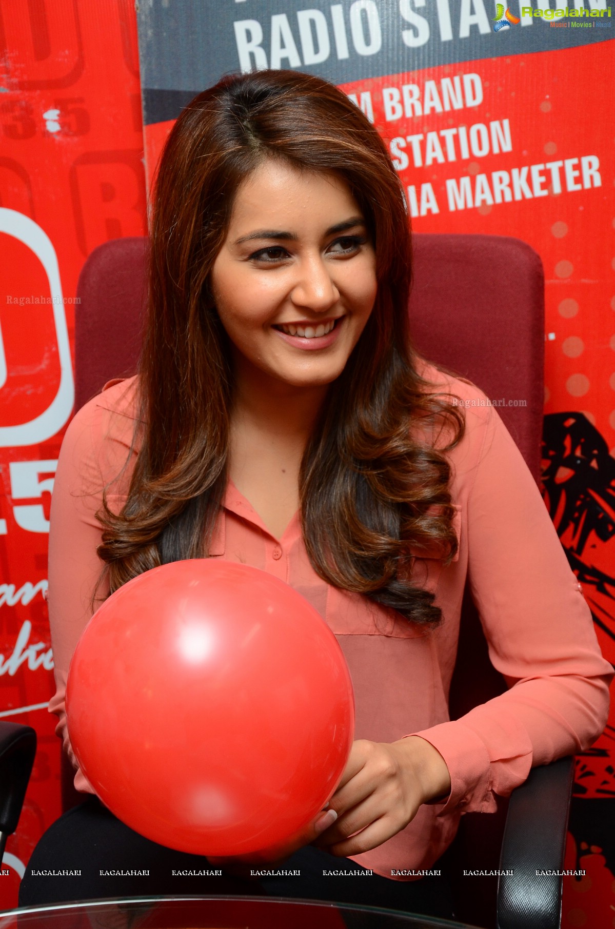 Rashi Khanna meet the listeners at 93.5 RED FM, Hyderabad