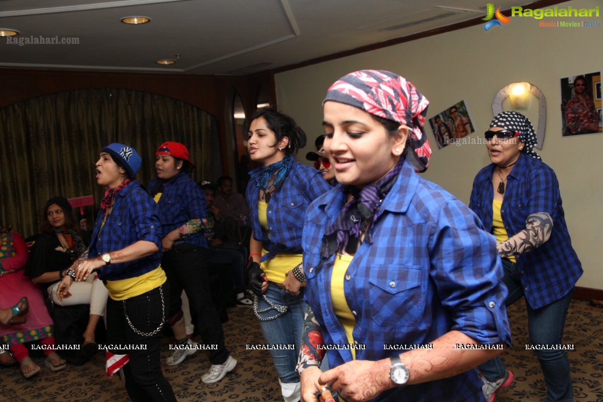 Samanvay Ladies Club - Tapori Theme Event