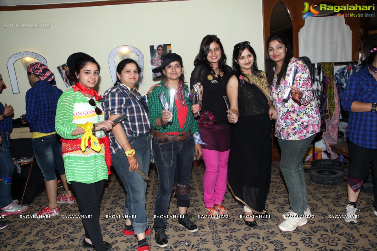 Samanvay Ladies Club - Tapori Theme Event