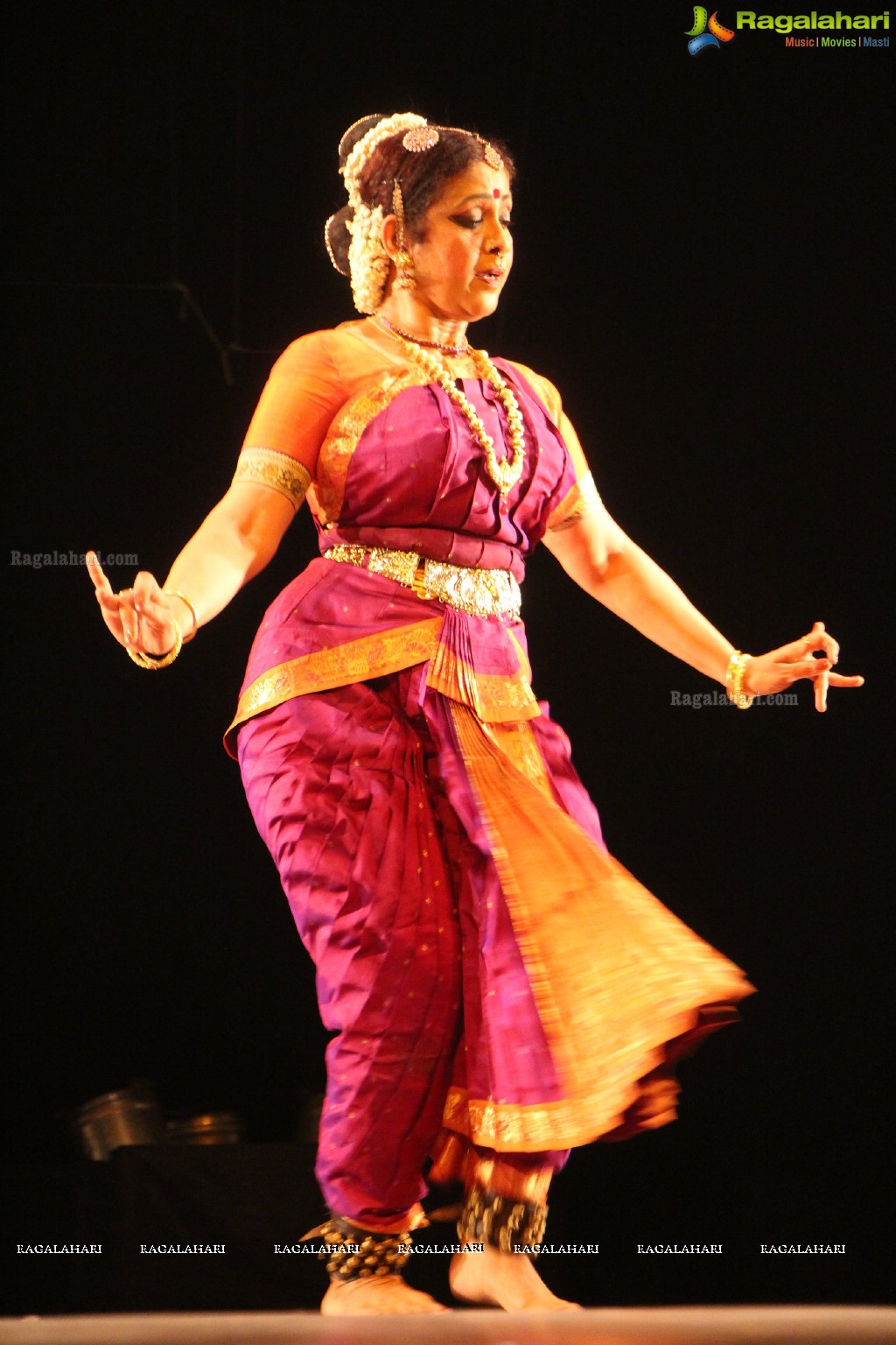 Shringara Darpanam - Dance Drama By Dr. Ananda Shankar Jayant