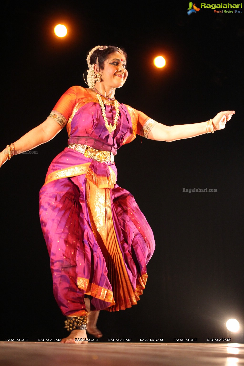 Shringara Darpanam - Dance Drama By Dr. Ananda Shankar Jayant