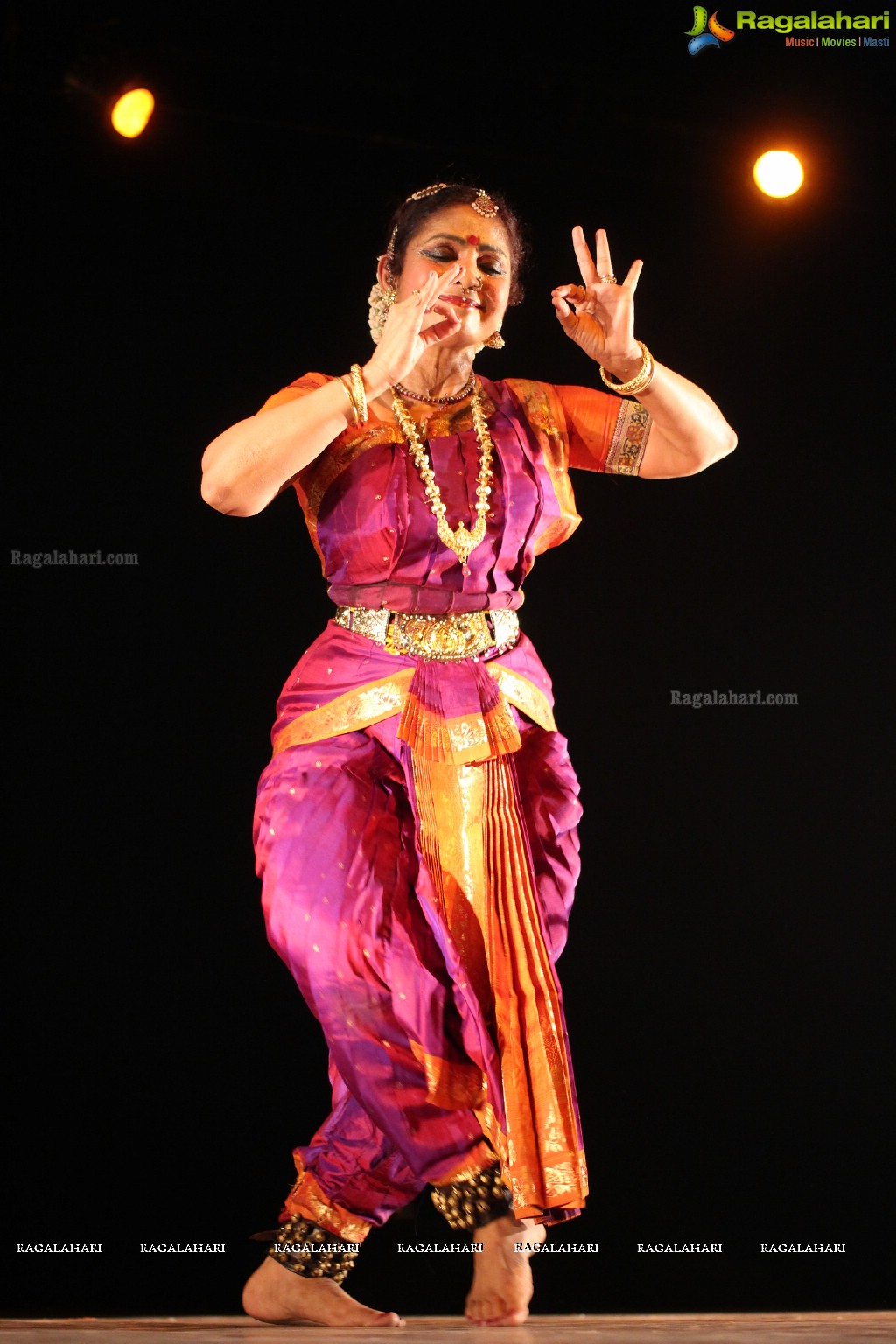 Shringara Darpanam - Dance Drama By Dr. Ananda Shankar Jayant