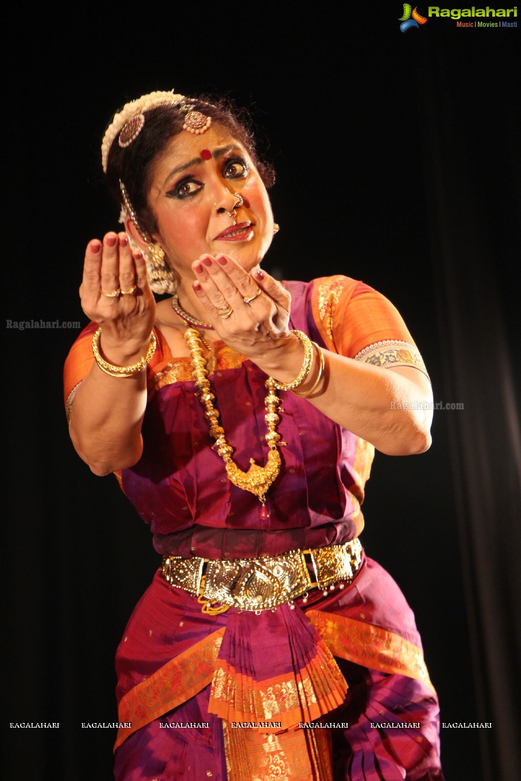 Shringara Darpanam - Dance Drama By Dr. Ananda Shankar Jayant