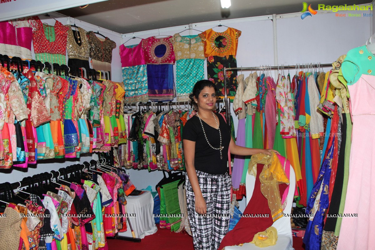 Simer Motiani inaugurates Desire Designer Exhibition at Taj Krishna, Hyderabad