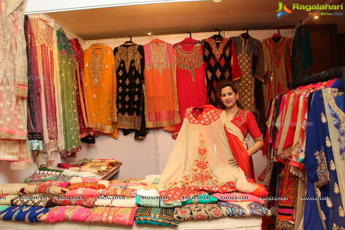 Simer Motiani inaugurates Desire Designer Exhibition at Taj Krishna, Hyderabad