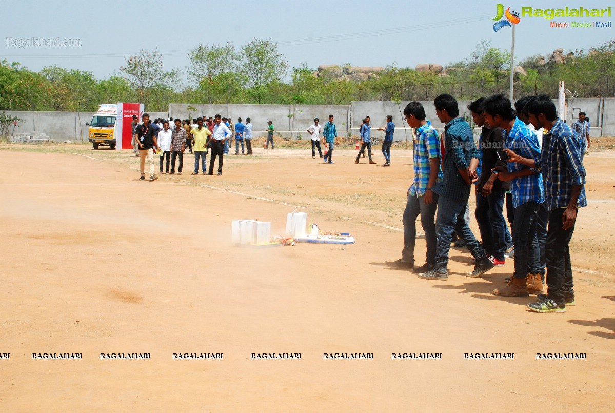 St. Peters Engineering Students Create flying Robo Bird 'Ornithopter'