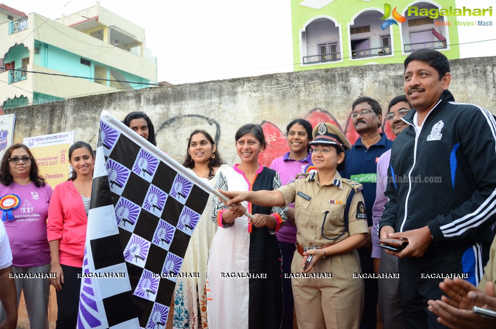 International Women's Day 2015 - Run-Cycle-Walk at People's Plaza, Hyderabad