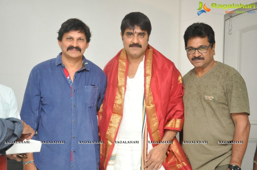 Movie Artists Association felicitates Srikanth on his Birthday