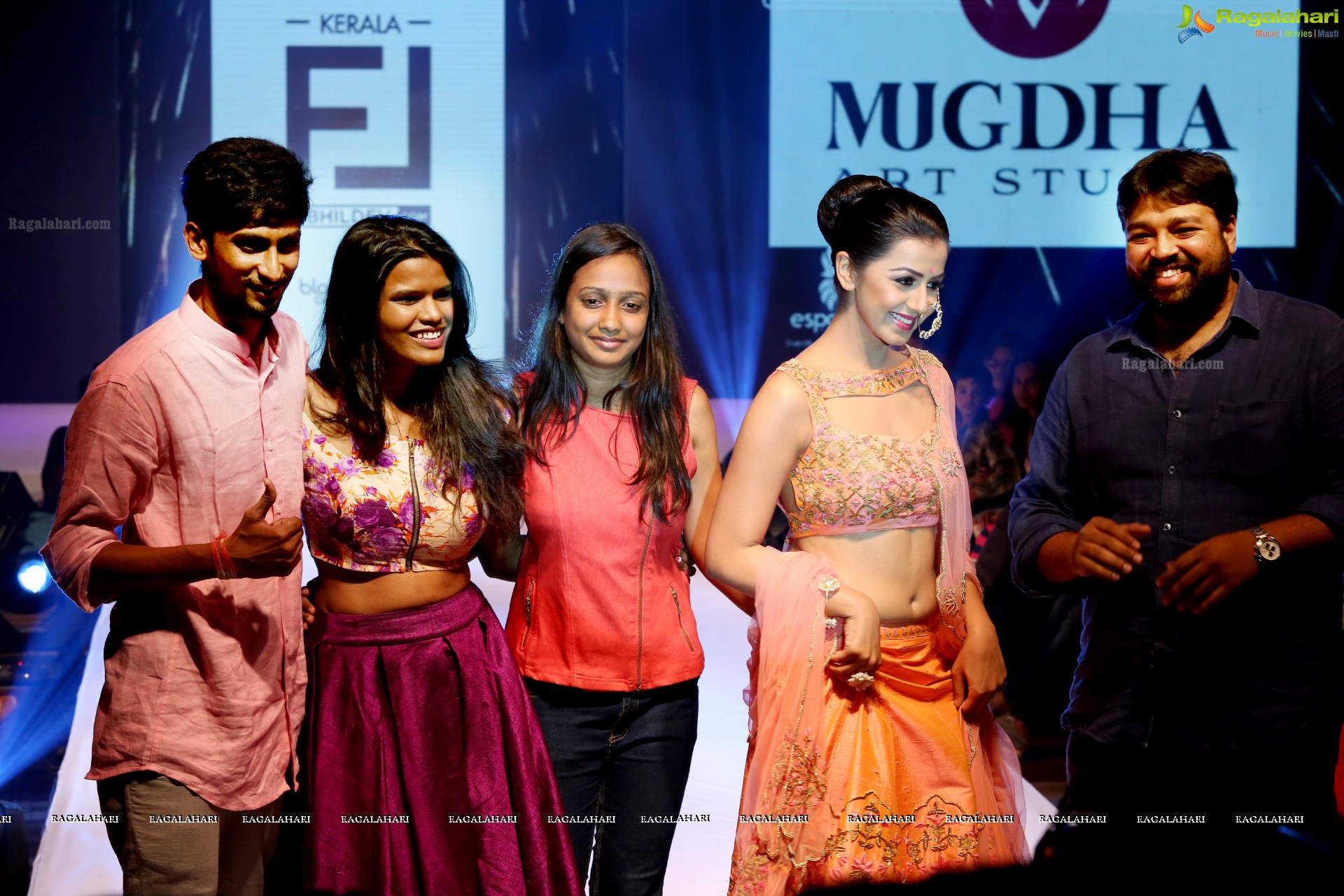 Kerala Fashion League 2016 by Designer Sashi Vangapalli of Mugdha Art Studio