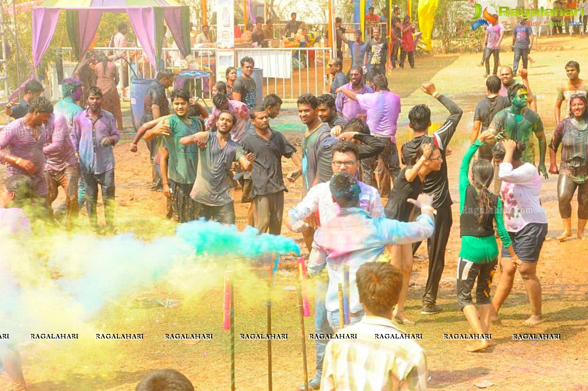 Hyderabad Biggest Holi 2016 by Chocolate Boy at Papyrusport Resort