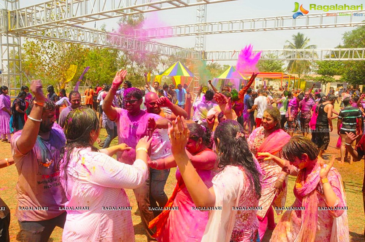 Hyderabad Biggest Holi 2016 by Chocolate Boy at Papyrusport Resort