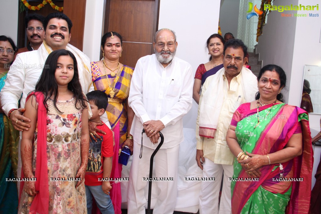 Grand Housewarming Ceremony of Director/Producer Yamuna Kishore, Hyderabad