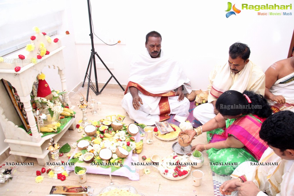 Grand Housewarming Ceremony of Director/Producer Yamuna Kishore, Hyderabad