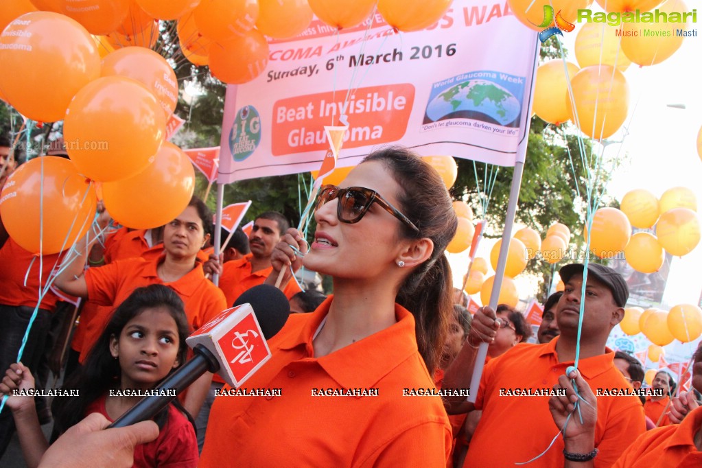 Shilpa Reddy flagged off & joined the Glaucoma Awareness Walk by L V Prasad Eye Institute