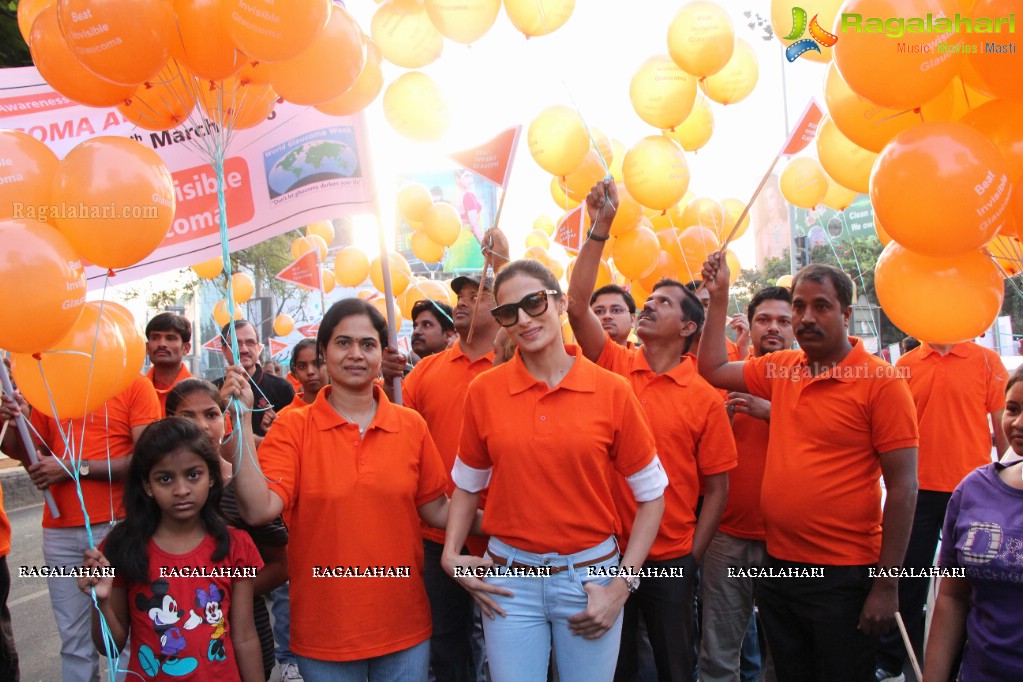 Shilpa Reddy flagged off & joined the Glaucoma Awareness Walk by L V Prasad Eye Institute