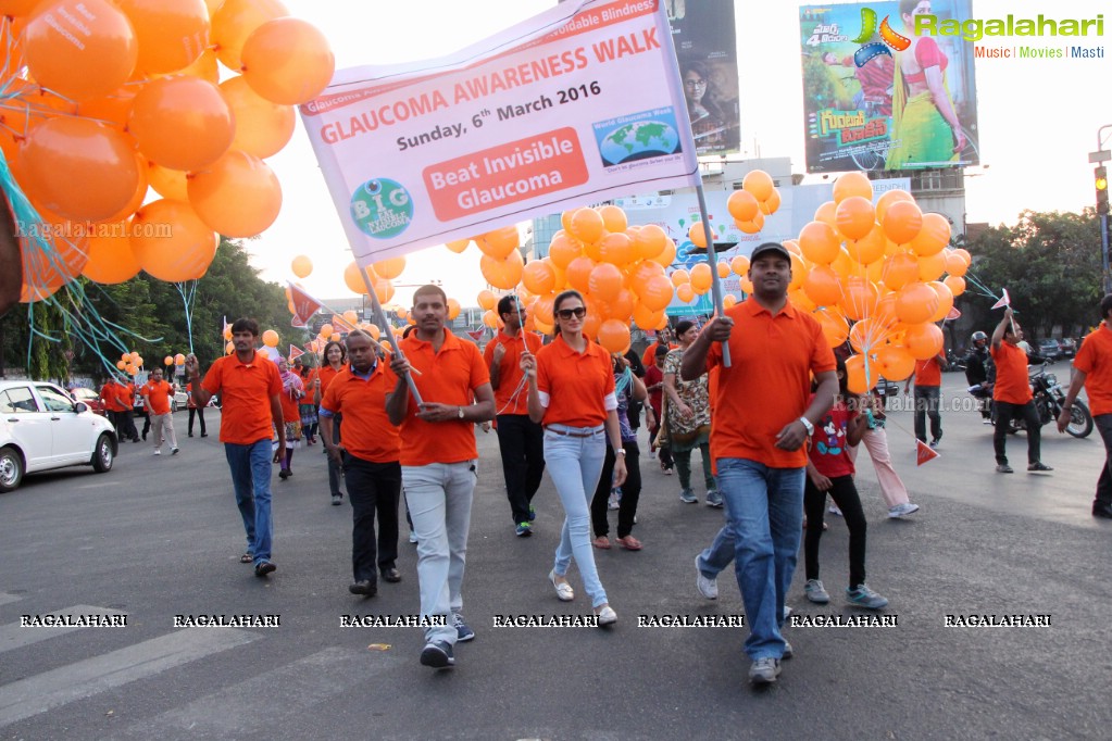 Shilpa Reddy flagged off & joined the Glaucoma Awareness Walk by L V Prasad Eye Institute