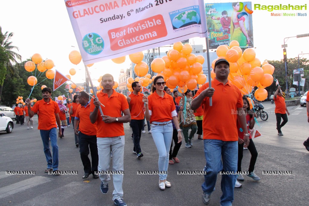 Shilpa Reddy flagged off & joined the Glaucoma Awareness Walk by L V Prasad Eye Institute