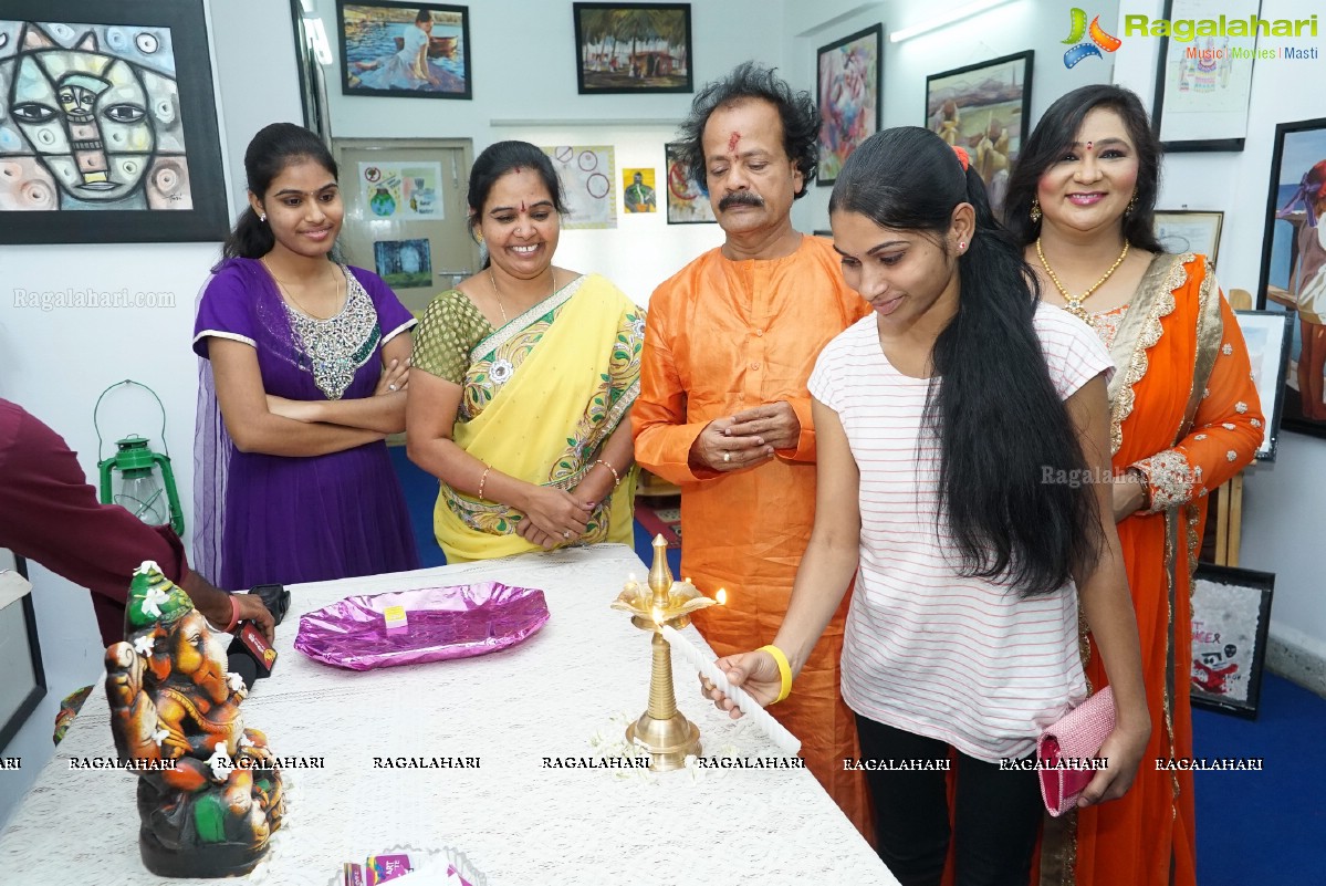 Annual Sale of Paintings by Hari at VSL Visual Art Gallery