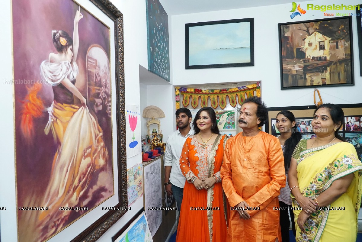 Annual Sale of Paintings by Hari at VSL Visual Art Gallery