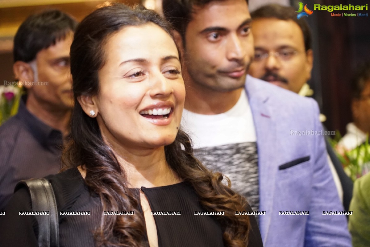 Namrata Shirodkar launches Kris Gethin's Gym, Hyderabad