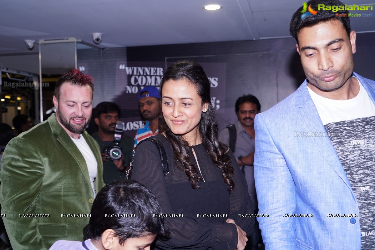 Namrata Shirodkar launches Kris Gethin's Gym, Hyderabad