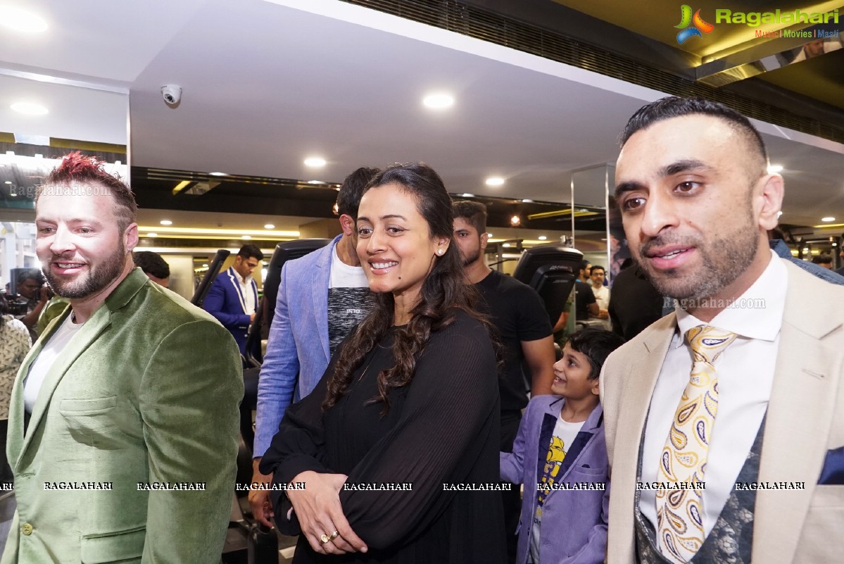 Namrata Shirodkar launches Kris Gethin's Gym, Hyderabad