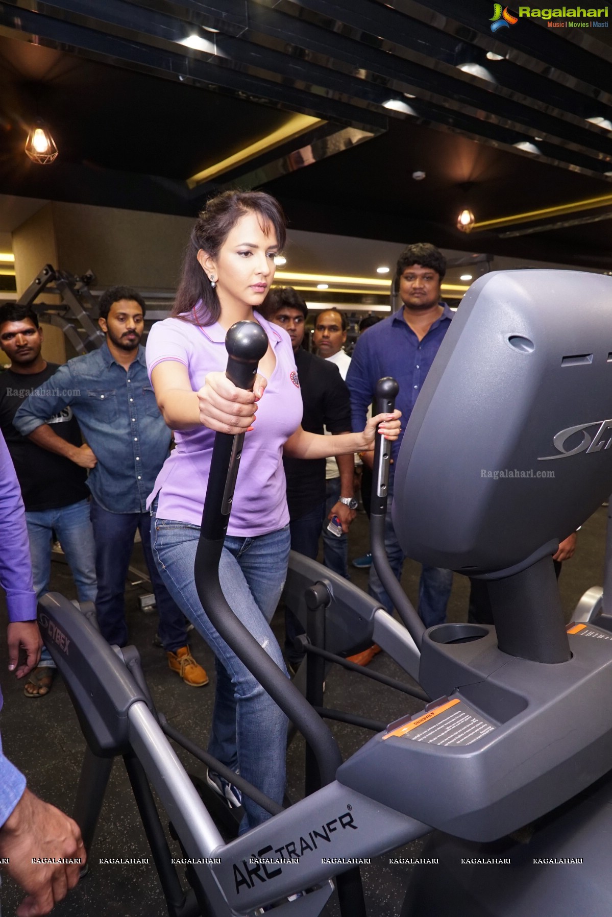 Namrata Shirodkar launches Kris Gethin's Gym, Hyderabad