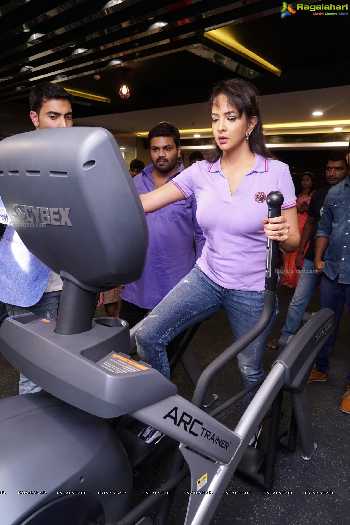 Namrata Shirodkar launches Kris Gethin's Gym, Hyderabad