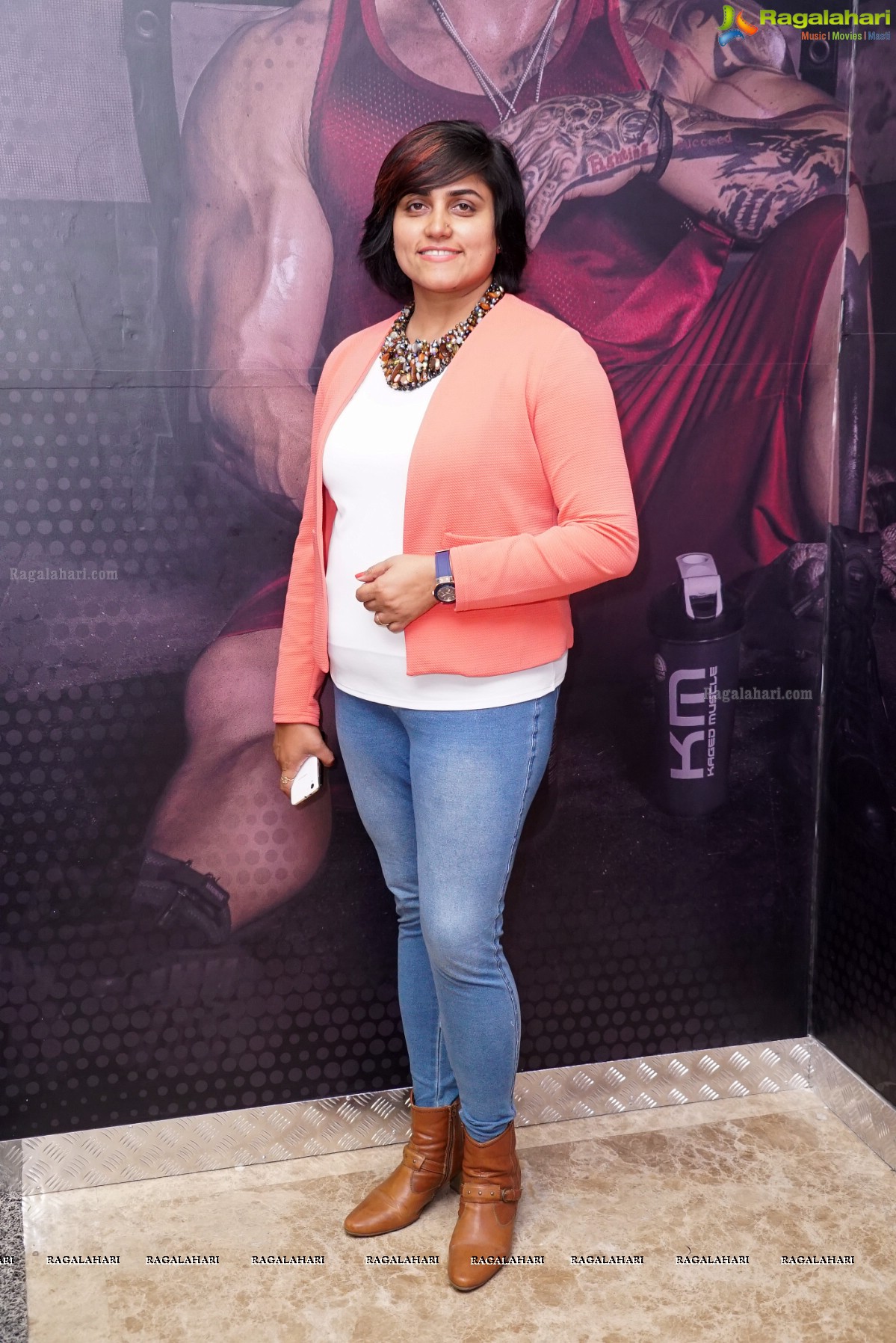 Namrata Shirodkar launches Kris Gethin's Gym, Hyderabad