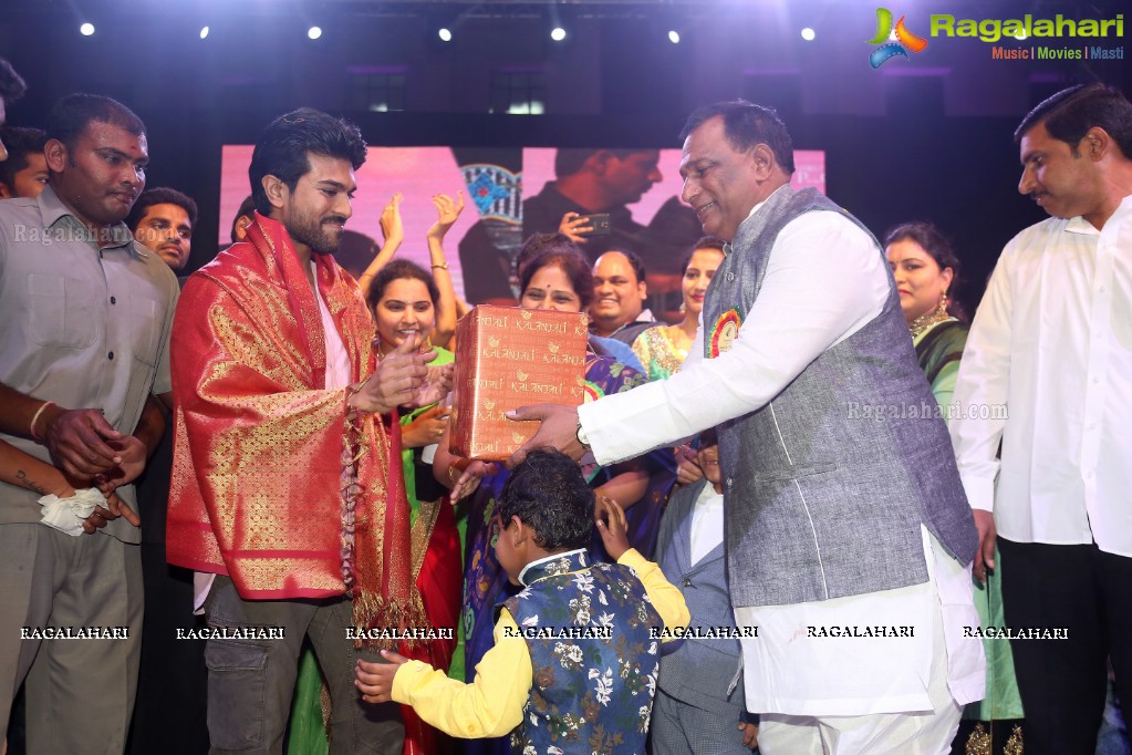 Ram Charan at Malla Reddy College Of Engineering and Technology Annual Fest 2016, Hyderabad