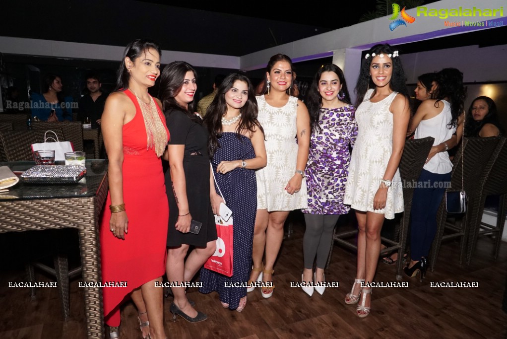 Sadhna and Poonam Birthday Bash at Vertigo-The High Life, Hyderabad