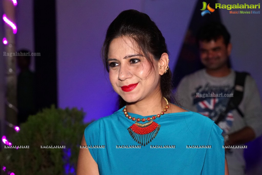 Sadhna and Poonam Birthday Bash at Vertigo-The High Life, Hyderabad