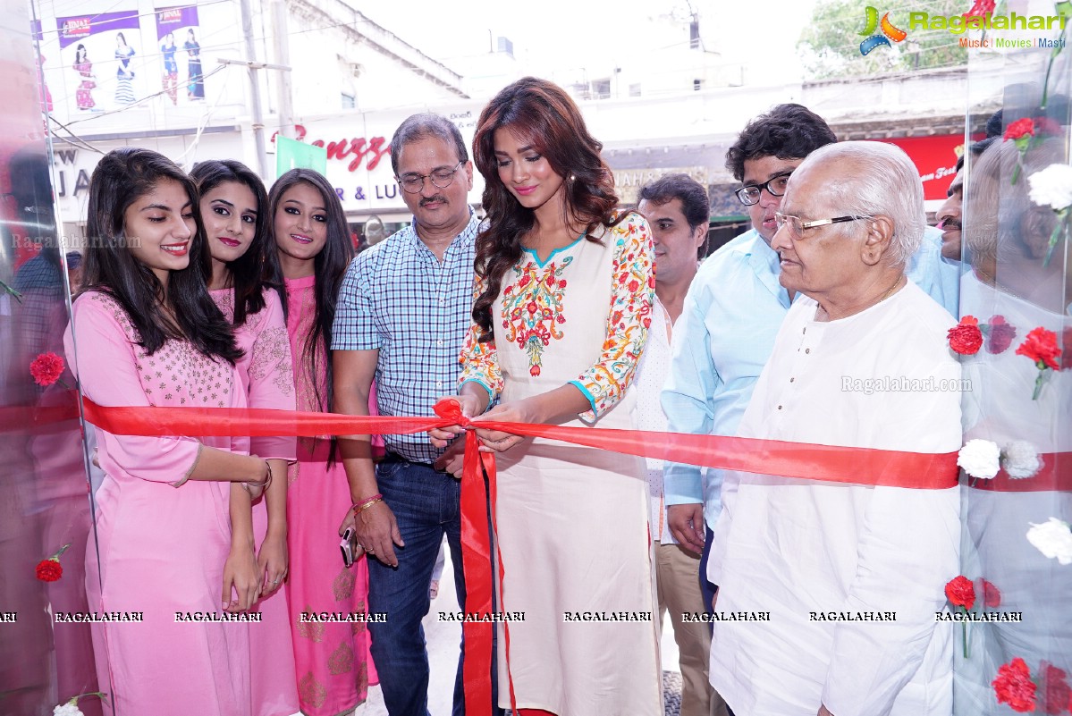 Shree Outlet Launch in Hyderabad
