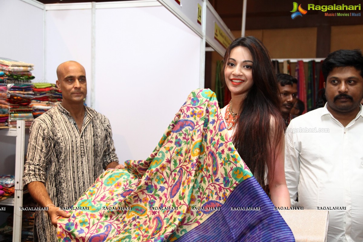 Sindhura Kaviti launches Silk Expo 2016 at The Gateway Hotel, Vizag