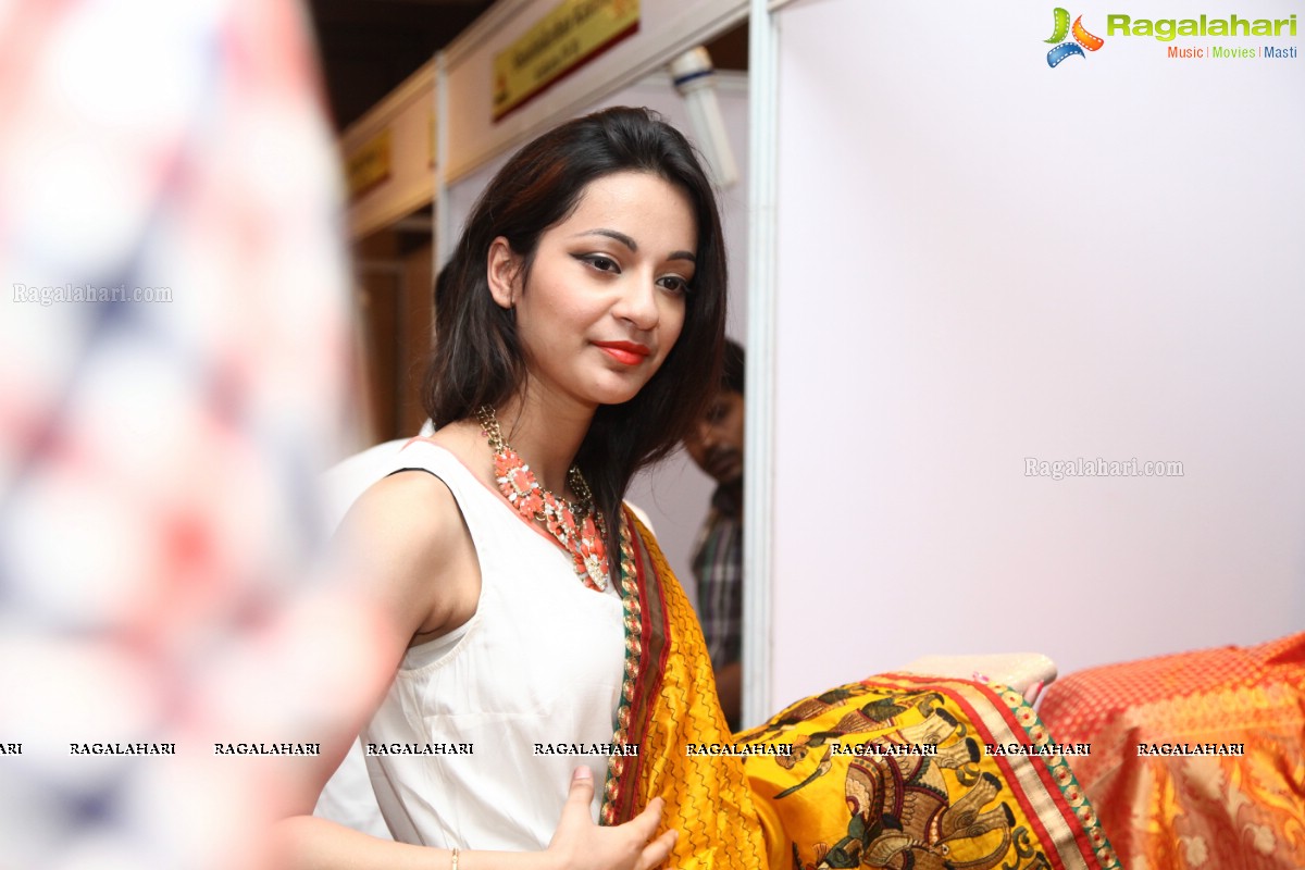 Sindhura Kaviti launches Silk Expo 2016 at The Gateway Hotel, Vizag